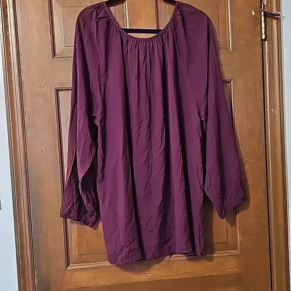 Top - Picture 6 of 8